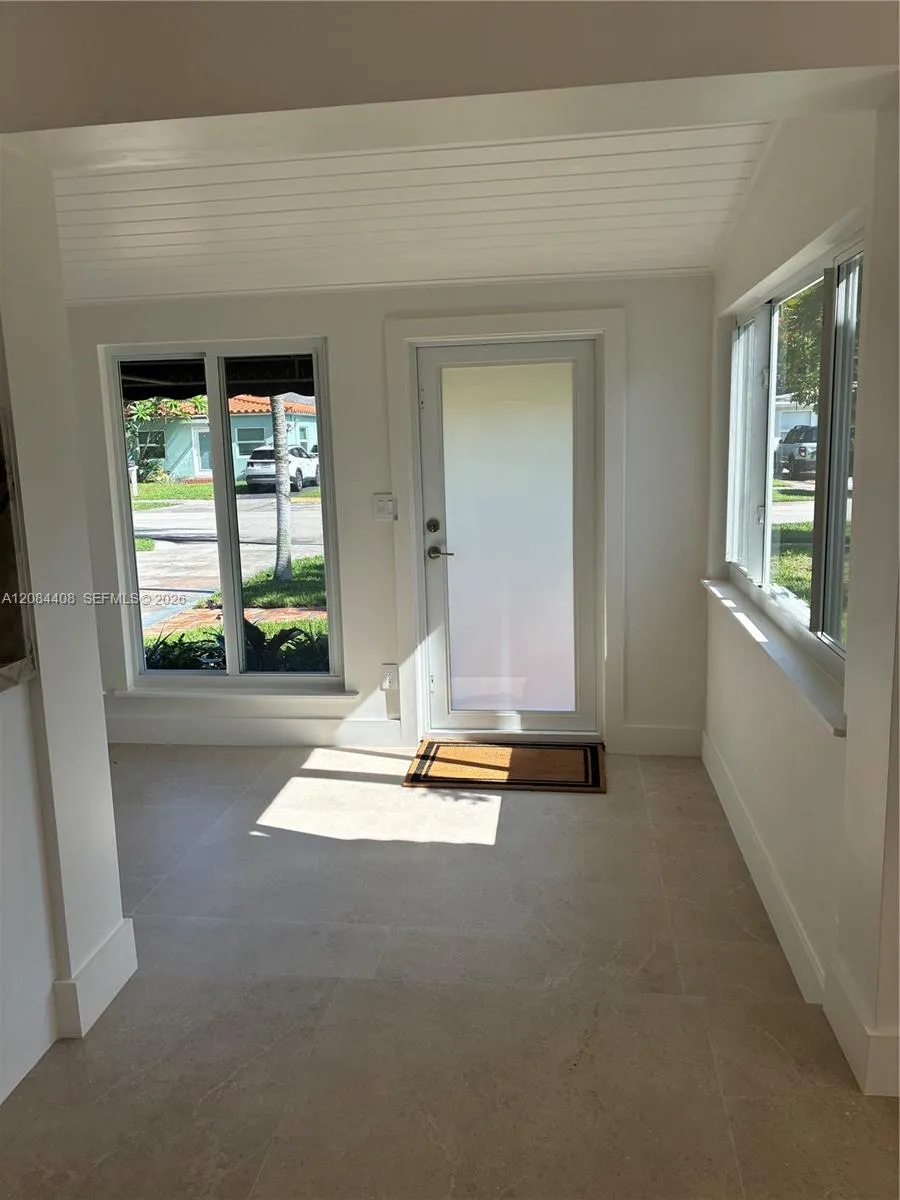 936 SW 19th St Fort Lauderdale, FL 33315