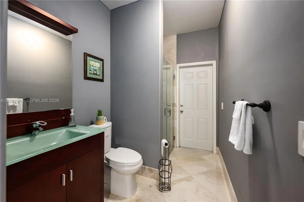 18806 NW 23rd Pl Pembroke Pines, FL 33029