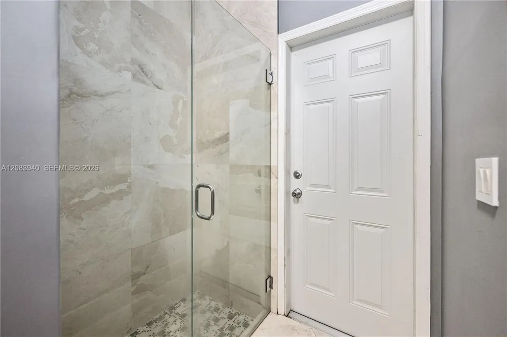 18806 NW 23rd Pl Pembroke Pines, FL 33029