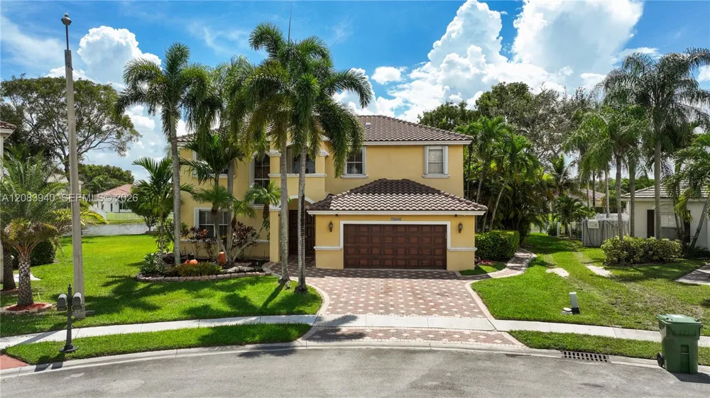 18806 NW 23rd Pl Pembroke Pines, FL 33029
