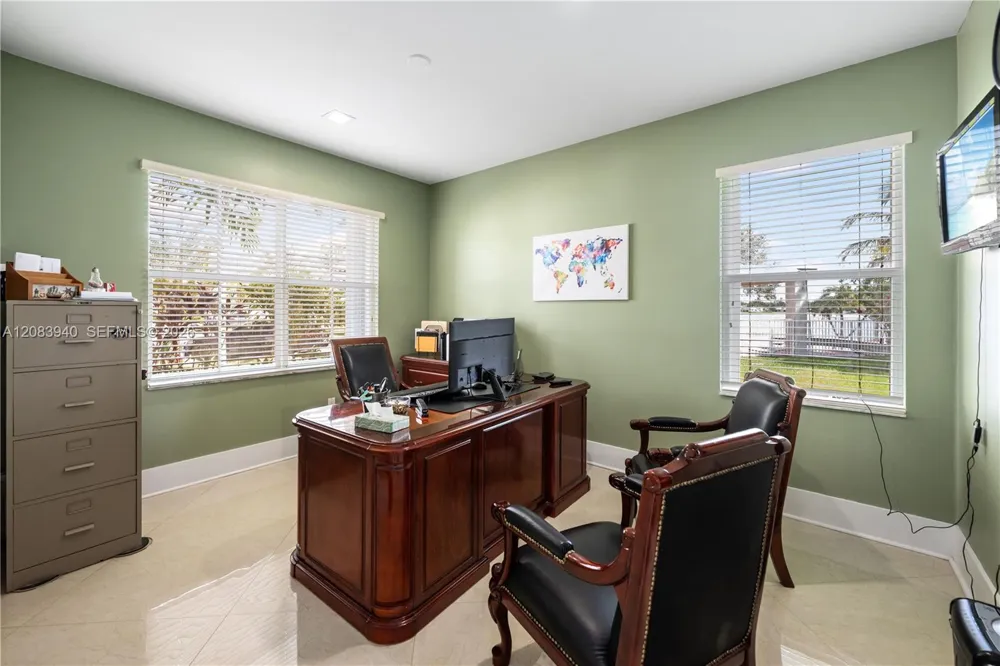 18806 NW 23rd Pl Pembroke Pines, FL 33029