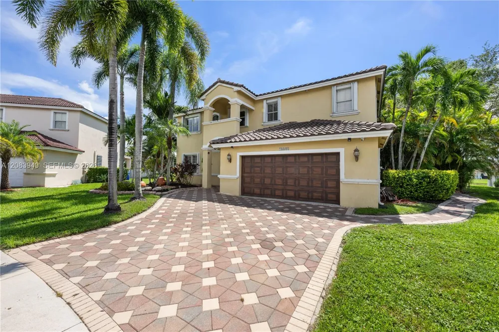 18806 NW 23rd Pl Pembroke Pines, FL 33029