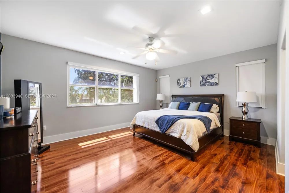18806 NW 23rd Pl Pembroke Pines, FL 33029