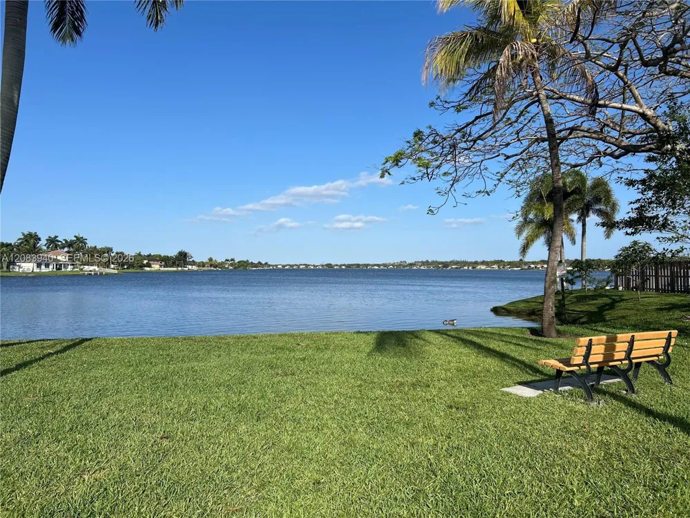 18806 NW 23rd Pl Pembroke Pines, FL 33029