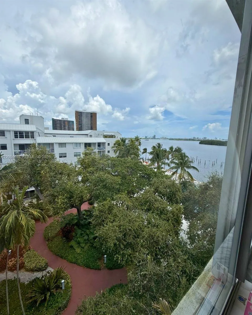777 NE 62nd St #CPH2 Miami, FL 33138