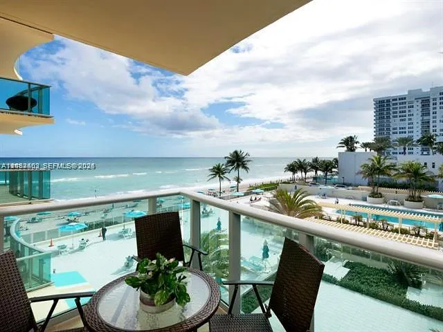 2501 S Ocean Dr #412 Hollywood, FL 33019