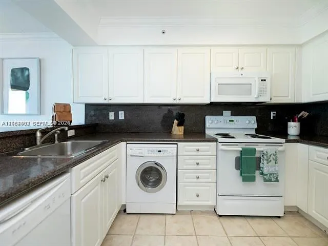 2501 S Ocean Dr #412 Hollywood, FL 33019