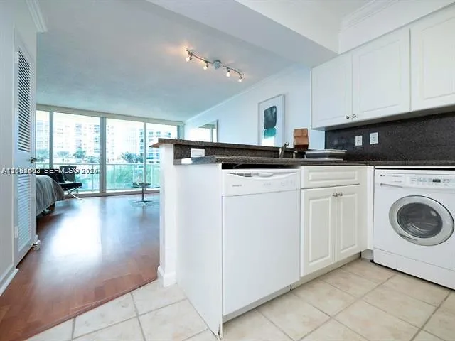 2501 S Ocean Dr #412 Hollywood, FL 33019