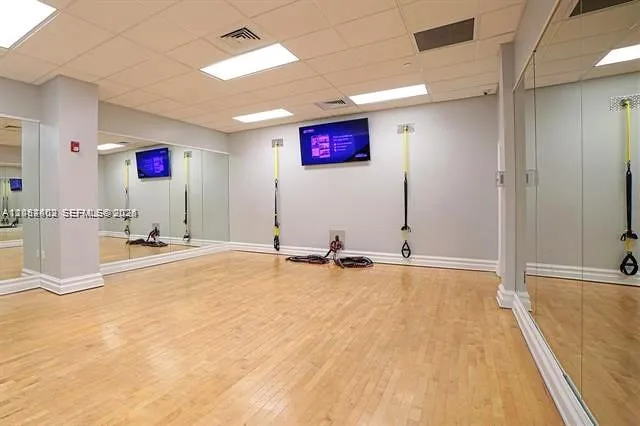 2501 S Ocean Dr #412 Hollywood, FL 33019