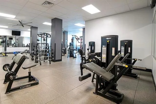 2501 S Ocean Dr #412 Hollywood, FL 33019