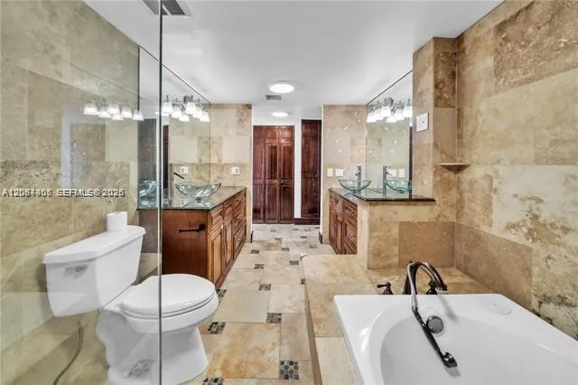 4000 NE 168th St #PH1A North Miami Beach, FL 33160