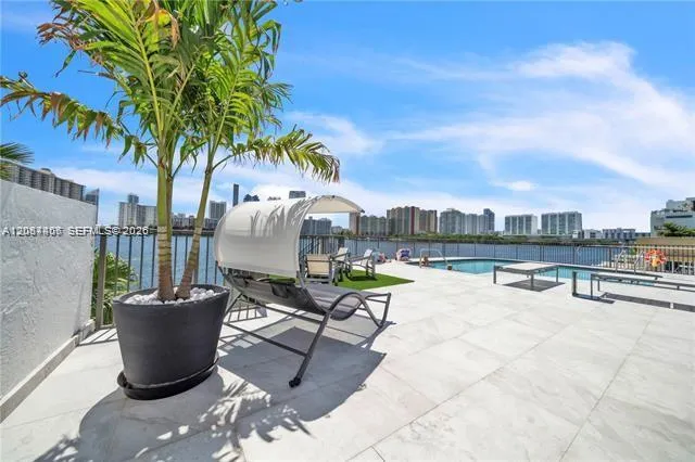 4000 NE 168th St #PH1A North Miami Beach, FL 33160