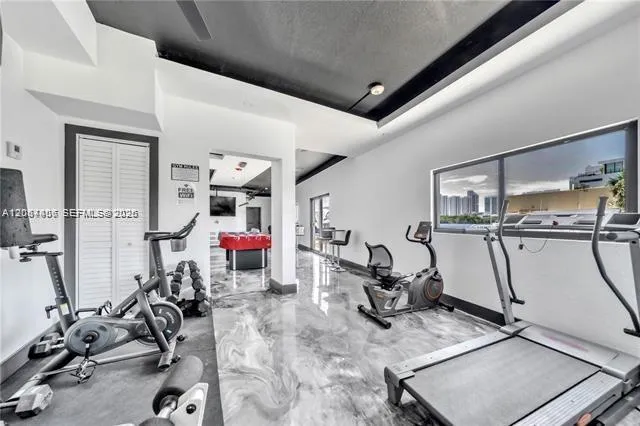 4000 NE 168th St #PH1A North Miami Beach, FL 33160