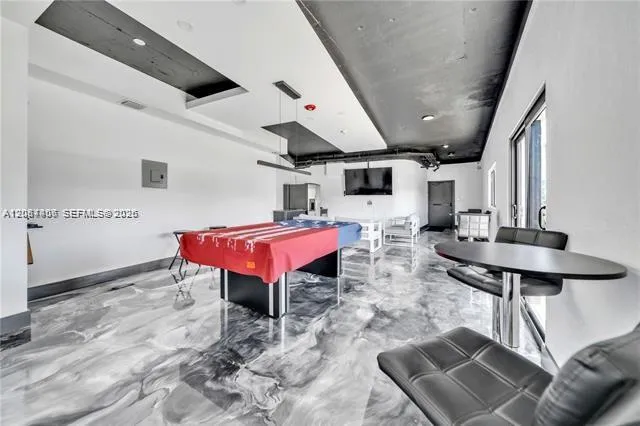 4000 NE 168th St #PH1A North Miami Beach, FL 33160