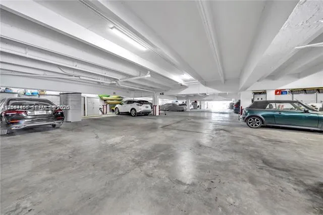 4000 NE 168th St #PH1A North Miami Beach, FL 33160