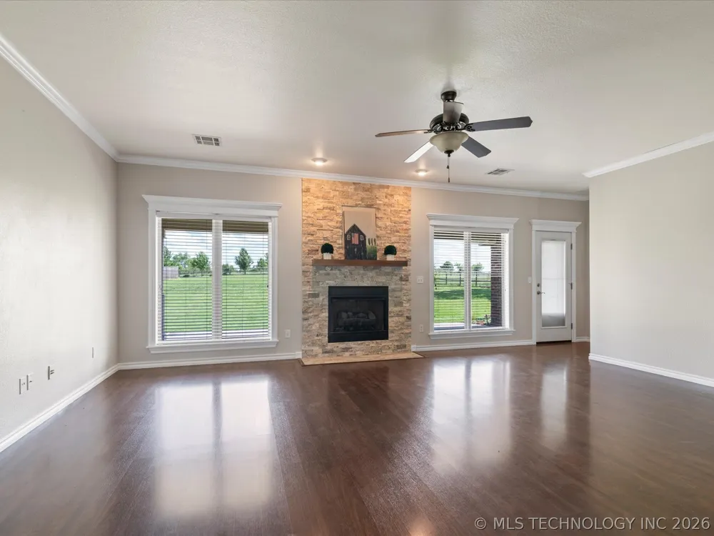 5817 Woodland Bartlesville, OK 74006