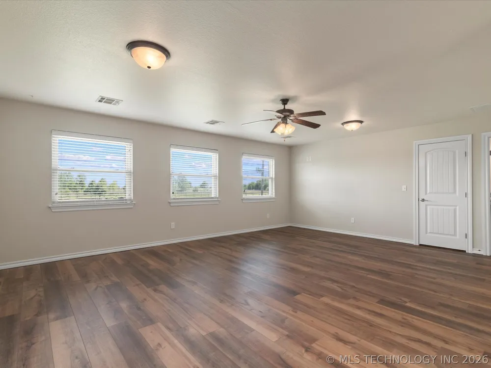 5817 Woodland Bartlesville, OK 74006