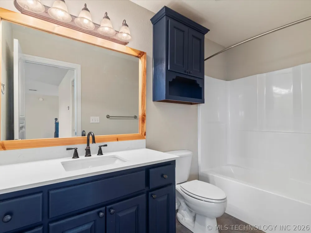 5817 Woodland Bartlesville, OK 74006