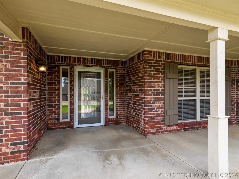 5817 Woodland Bartlesville, OK 74006