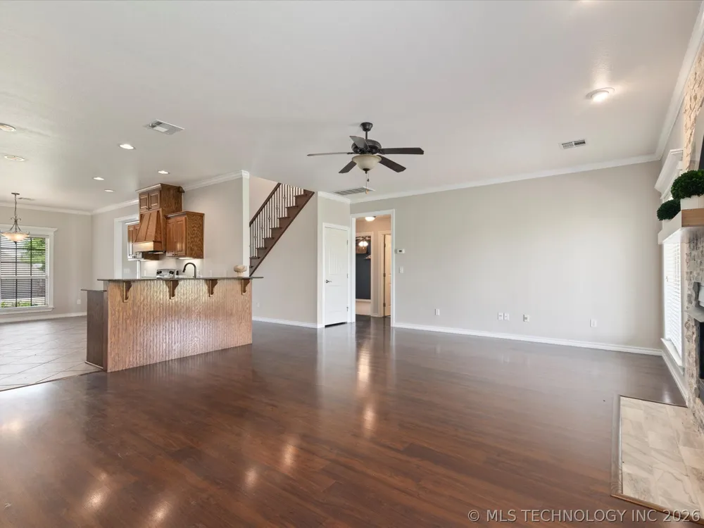 5817 Woodland Bartlesville, OK 74006