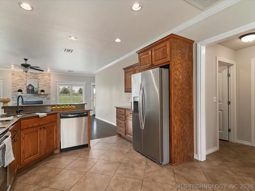 5817 Woodland Bartlesville, OK 74006