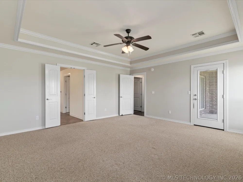 5817 Woodland Bartlesville, OK 74006