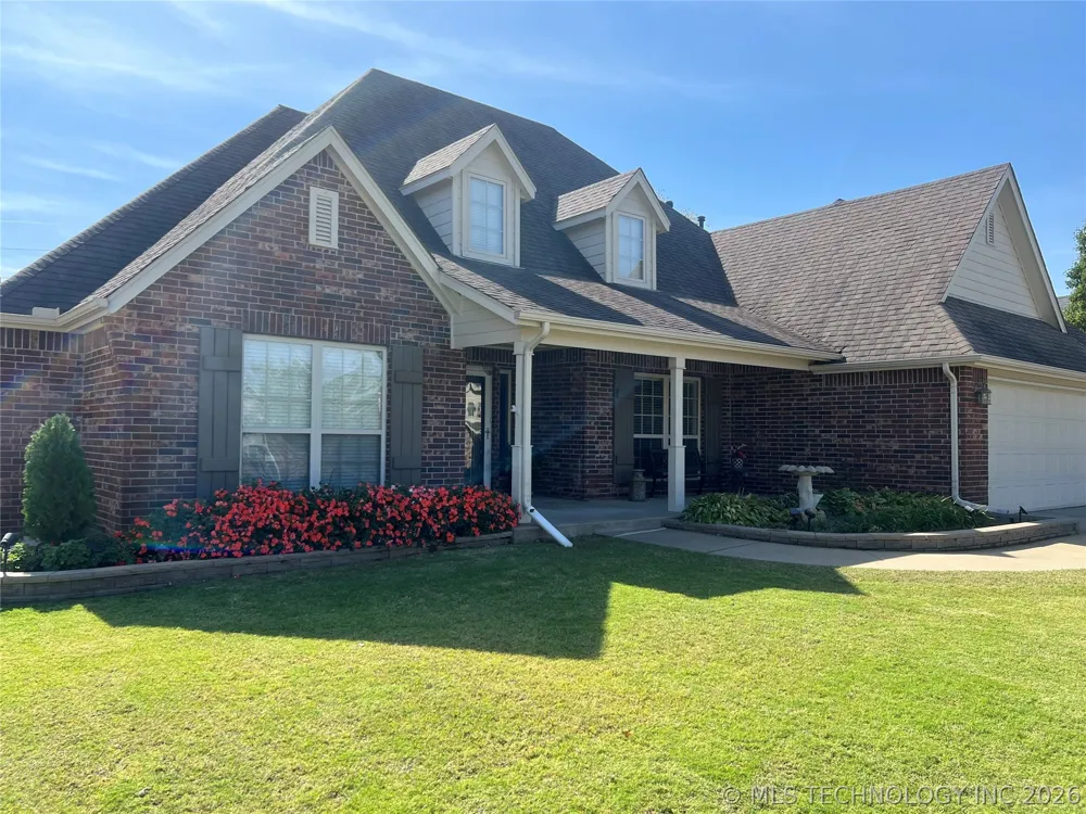 5817 Woodland Bartlesville, OK 74006