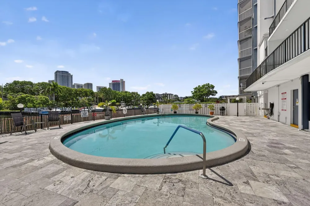 400 Diplomat Parkway #612 Hallandale Beach, FL 33009
