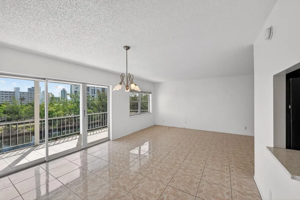 400 Diplomat Parkway #612 Hallandale Beach, FL 33009