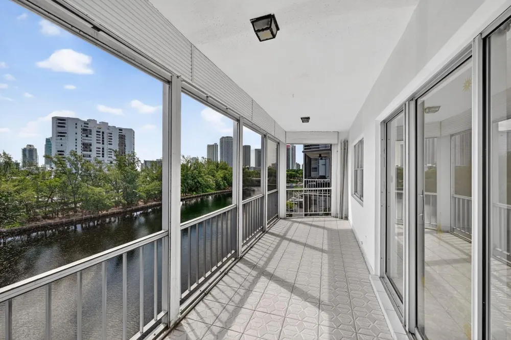 400 Diplomat Parkway #612 Hallandale Beach, FL 33009