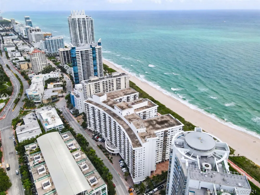 6039 Collins Ave #833 Miami Beach, FL 33140