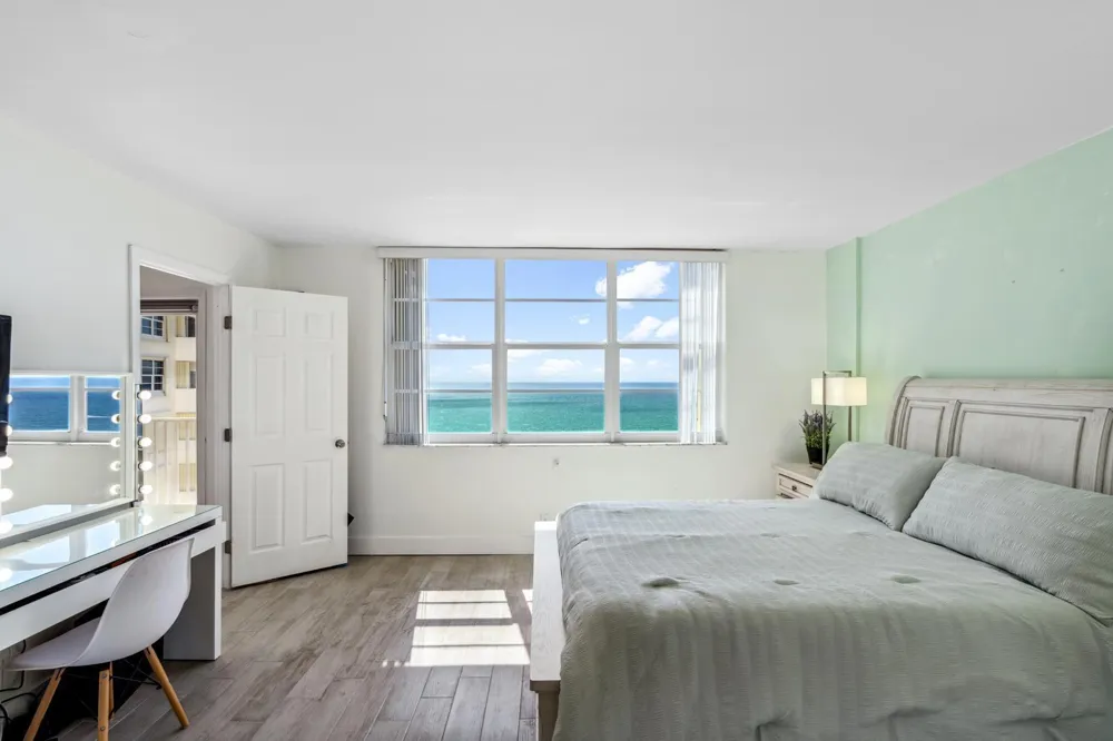 750 OCEAN BOULEVARD #1507 Pompano Beach, FL 33062