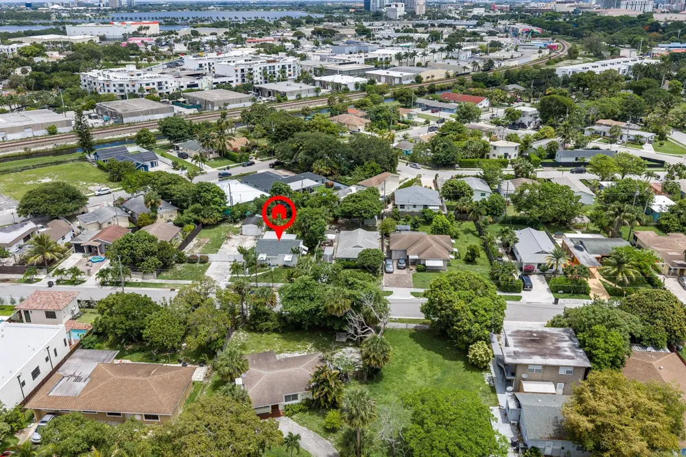 1007 CHARLES STREET West Palm Beach, FL 33401