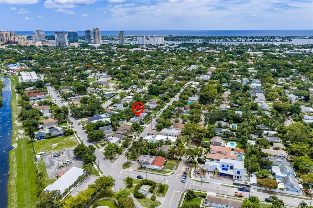 1007 CHARLES STREET West Palm Beach, FL 33401