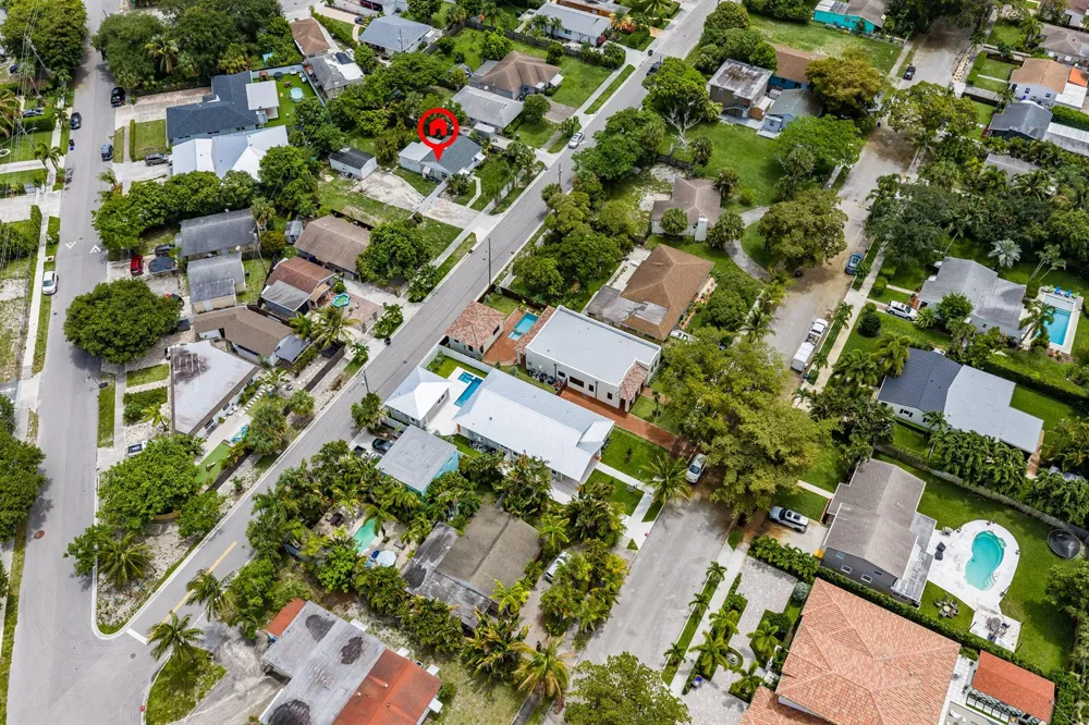 1007 CHARLES STREET West Palm Beach, FL 33401