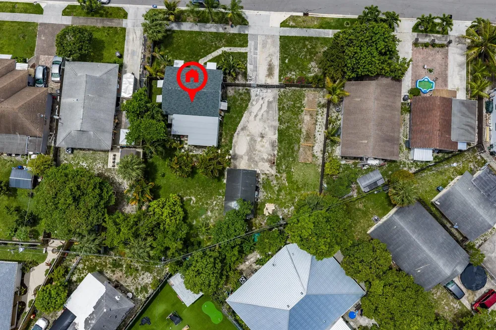 1007 CHARLES STREET West Palm Beach, FL 33401