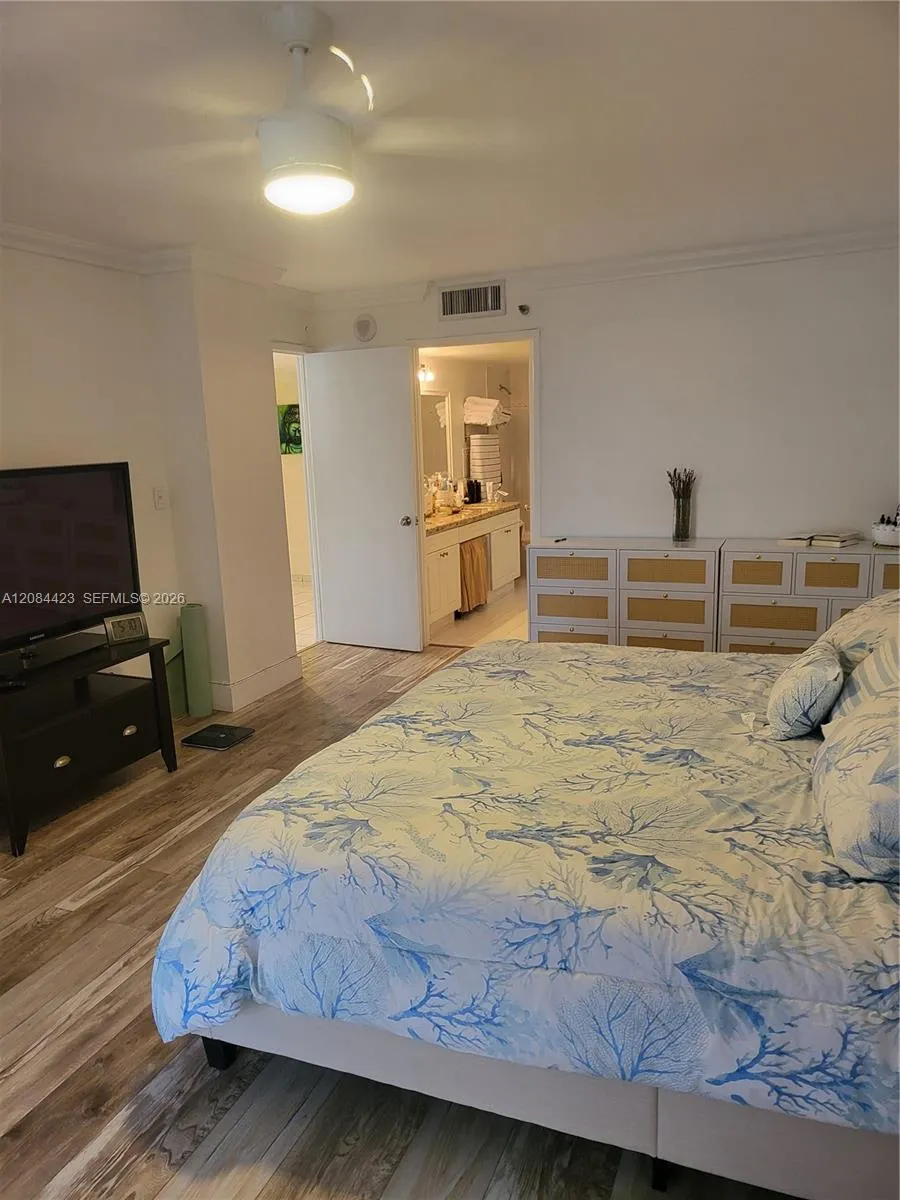 Address Not Shown Sunny Isles Beach, FL 33160
