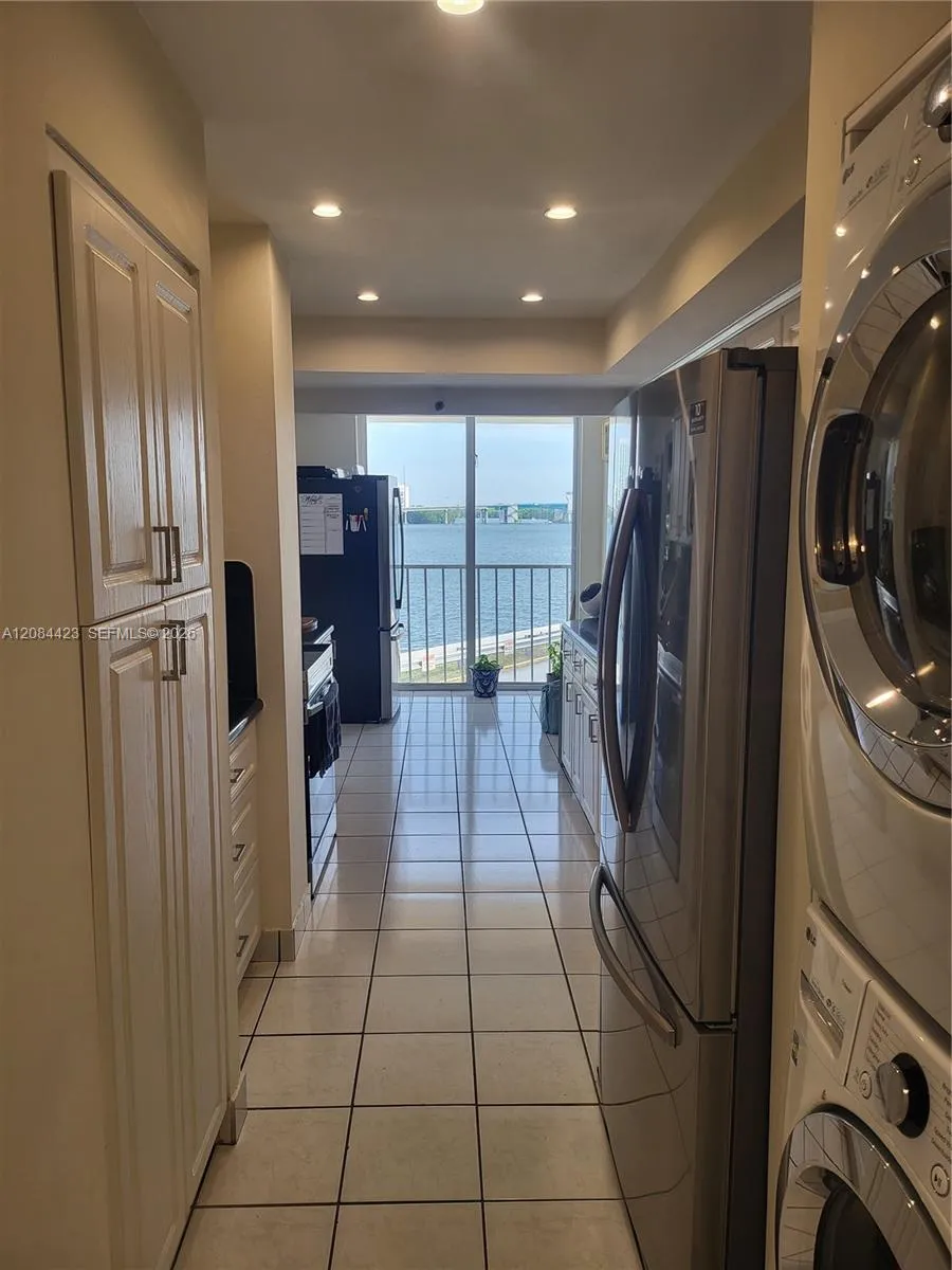 Address Not Shown Sunny Isles Beach, FL 33160