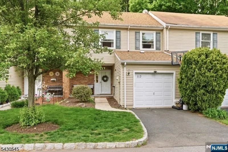 113 Saratoga Square Wayne, NJ 07470