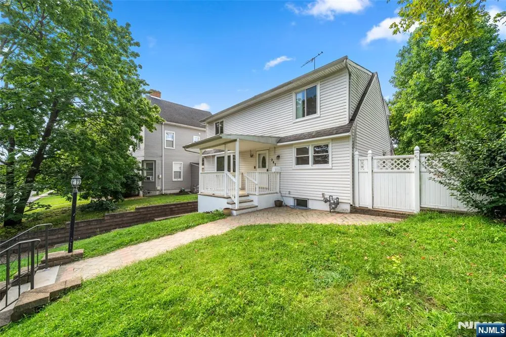 241 Union Avenue Rutherford, NJ 07070