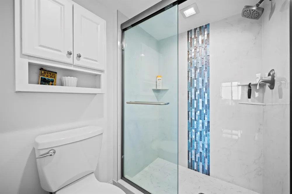 134 LAKESHORE DRIVE #814 North Palm Beach, FL 33408