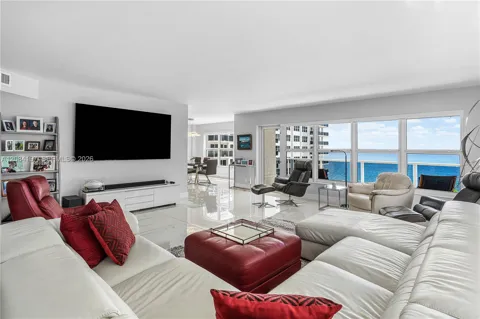 3500 Galt Ocean Dr #607