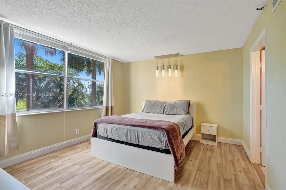 4570 NW 18th Avenue #202 Deerfield Beach, FL 33064