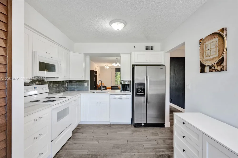 4570 NW 18th Avenue #202 Deerfield Beach, FL 33064