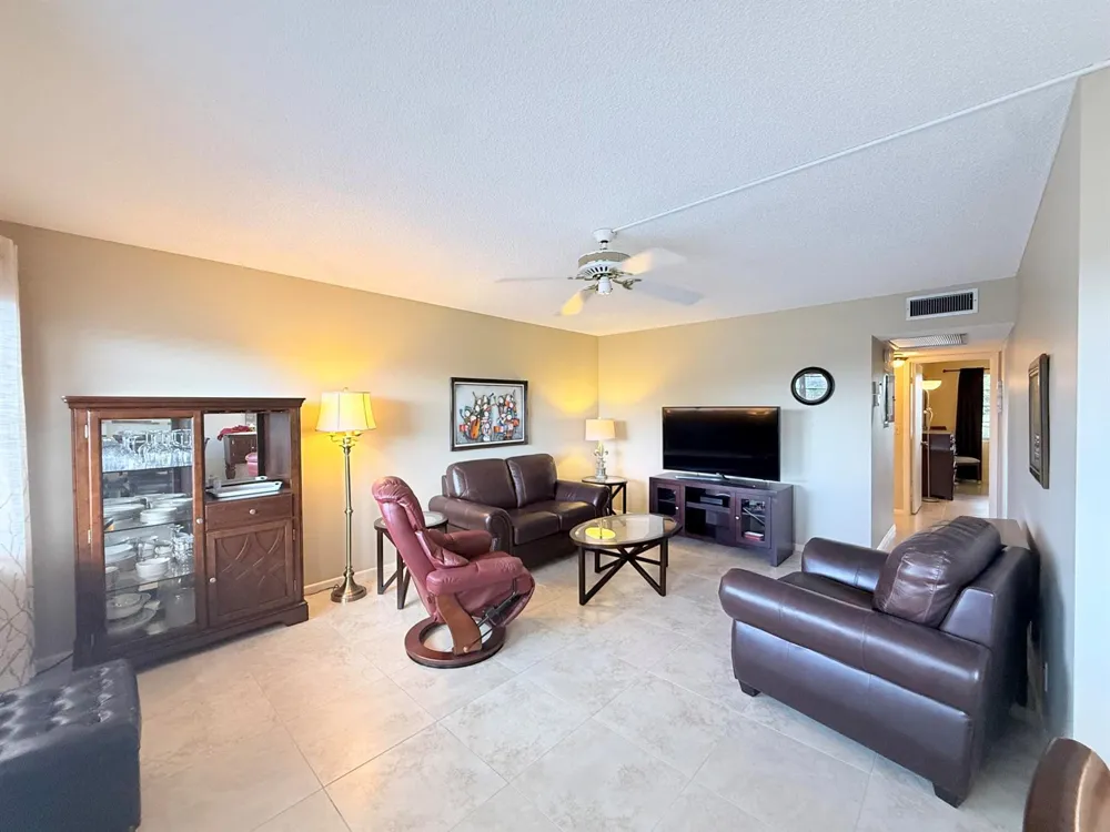 4015 Islewood D Deerfield Beach, FL 33442