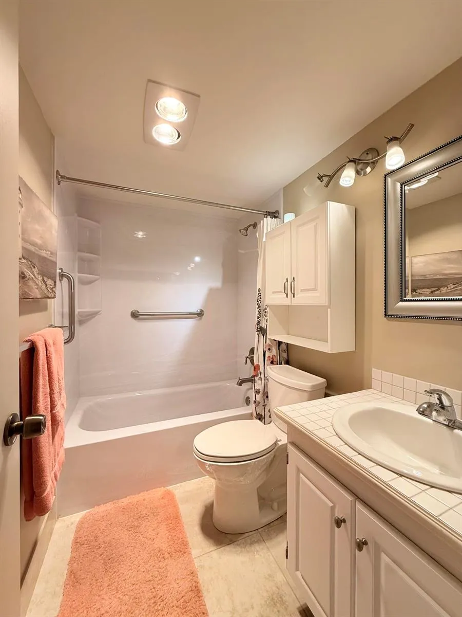 4015 Islewood D Deerfield Beach, FL 33442