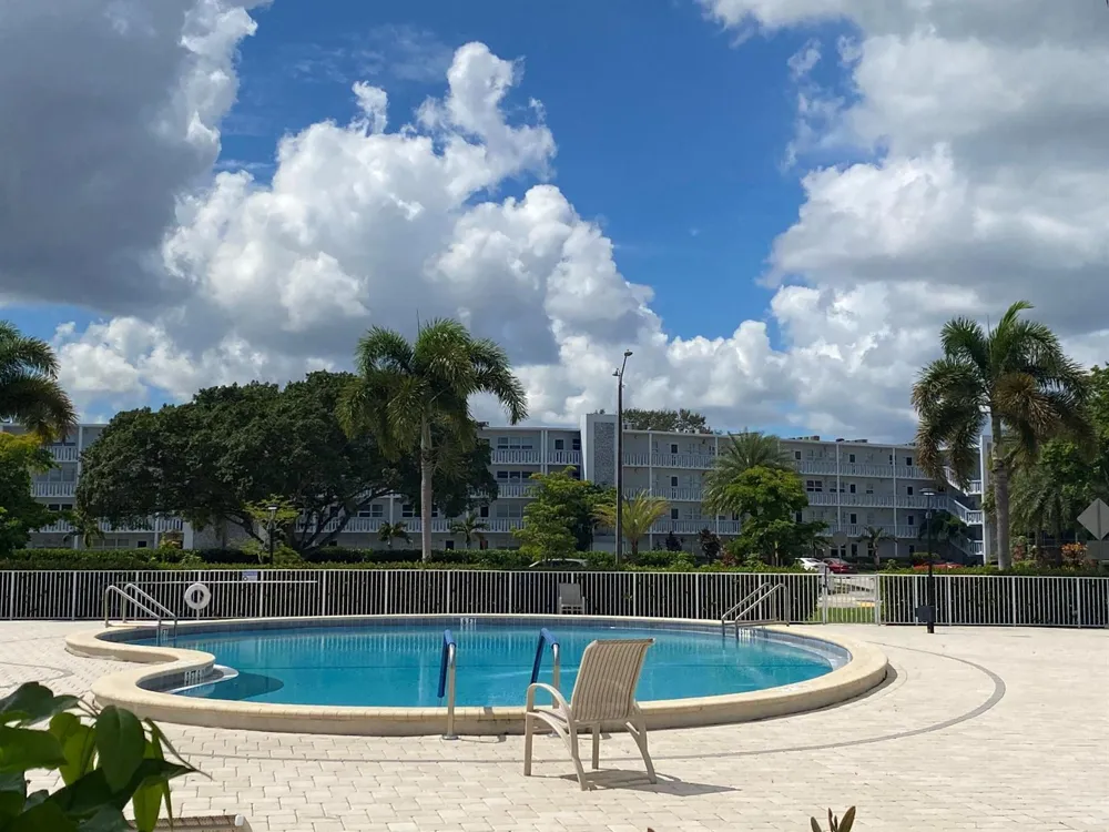 4015 Islewood D Deerfield Beach, FL 33442