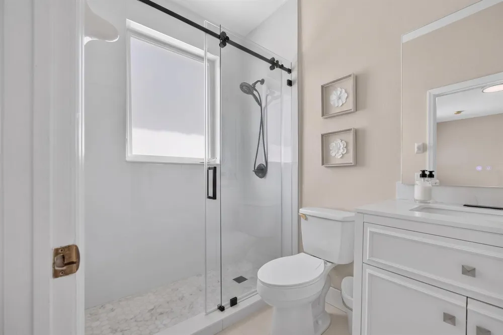 16401 SW 78th Terrace Miami, FL 33193