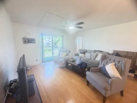 2640 Garden Drive S #202