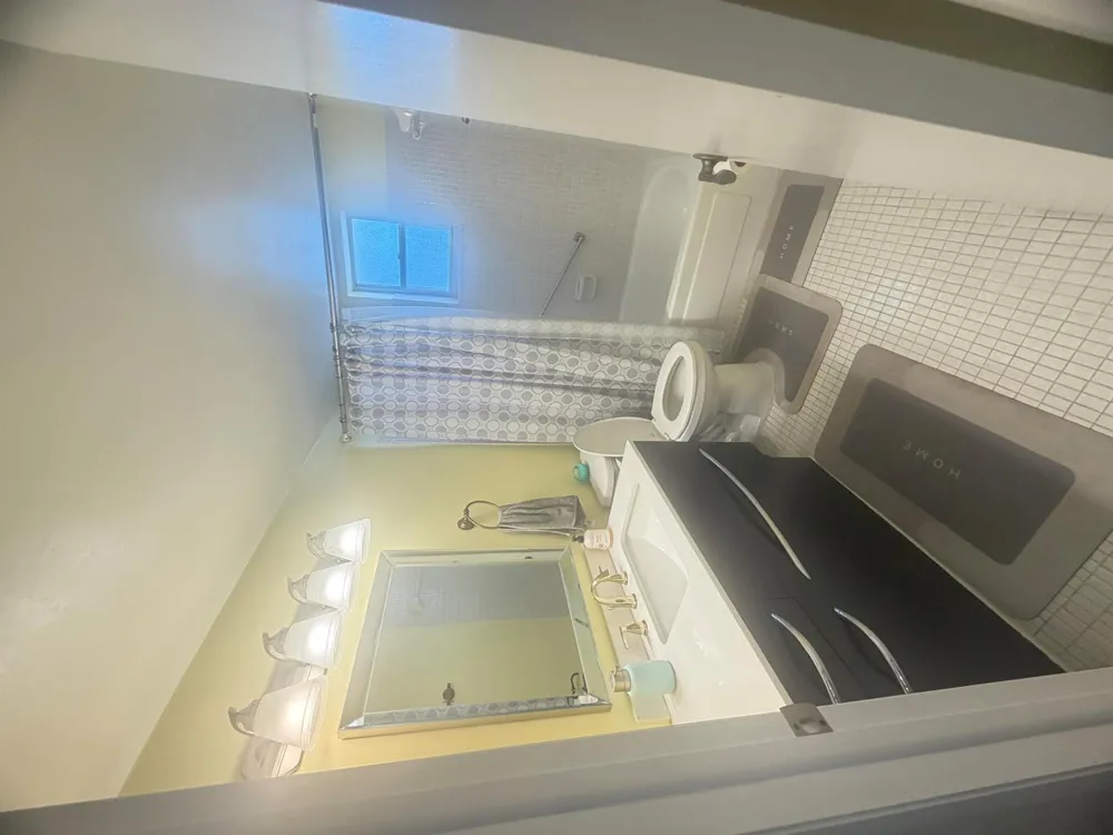 2640 Garden Drive S #202 Lake Worth, FL 33461